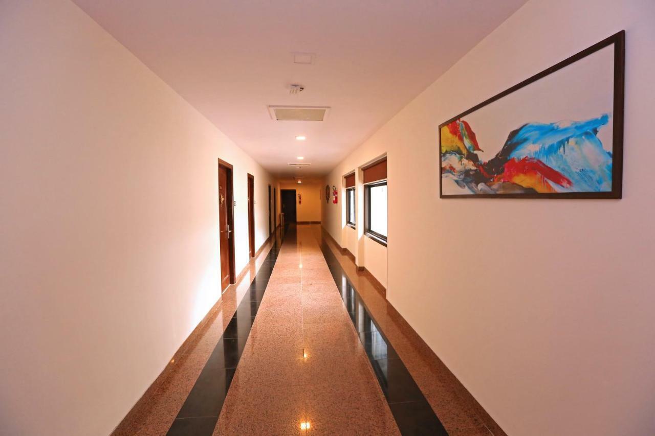 Hotel Shantidoot, Dadar Malad Luaran gambar