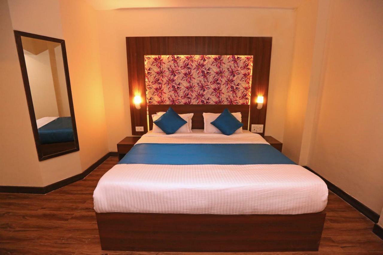 Hotel Shantidoot, Dadar Malad Luaran gambar
